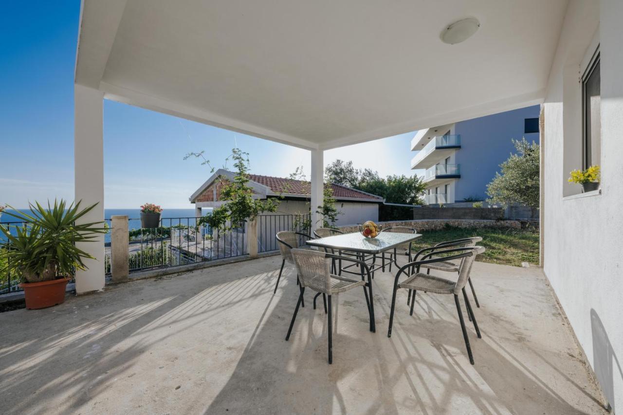 Apartmani Vittoria Bar Dış mekan fotoğraf
