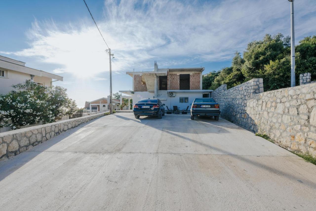 Apartmani Vittoria Bar Dış mekan fotoğraf
